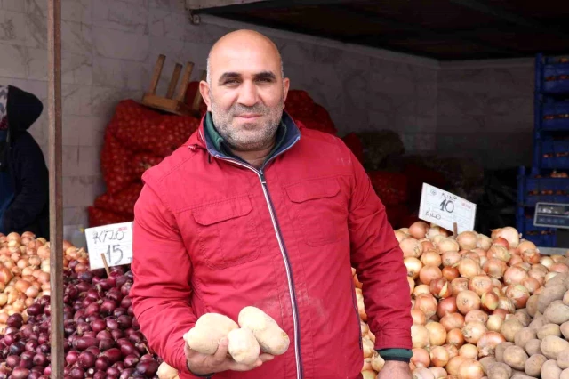 Hasat dönemi sona erdi! Bolu'nun sarı patatesi kilosu 20 liradan satılıyor