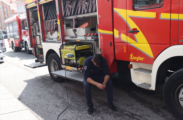 Eksi 2. katta çıkan yangında 1 itfaiye eri şehit oldu, ikisinin durumu ağır