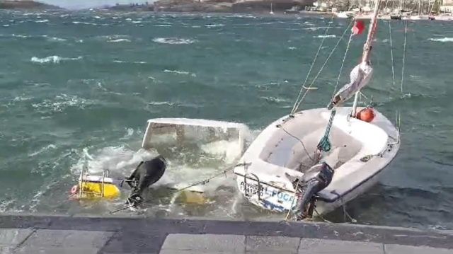 Ankara'da sağanak yağışın ardından cadde ve sokaklar göle döndü