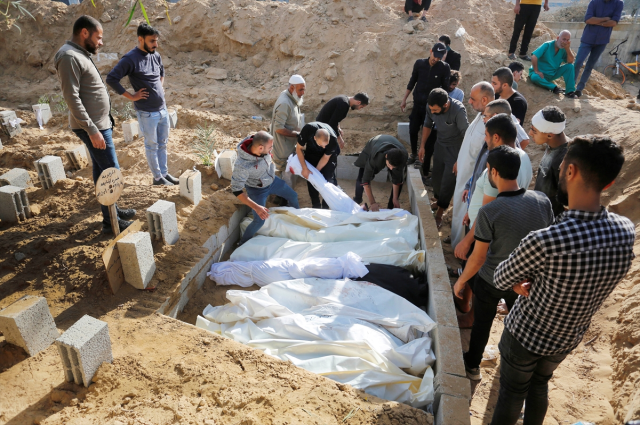 Şifa Hastanesi bombardıman altında! İsrail güçleri giriş-çıkışa izin vermiyor, dışarıda Hamas ile yoğun bir çatışma var