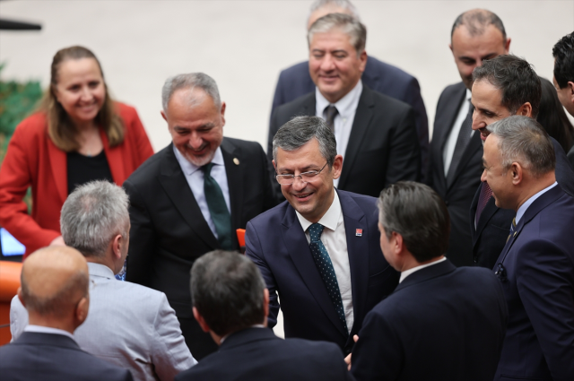 Yargıtay'ın AYM hamlesi sonrası harekete geçtiler! CHP'nin Meclis'teki eylemine 4 partiden destek ziyareti