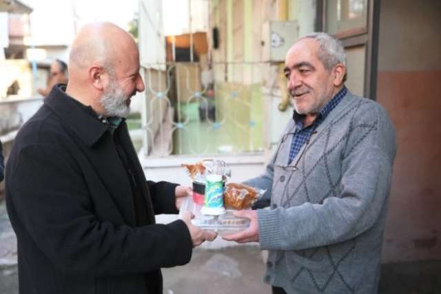 Kayseri Kocasinan Belediyesi'nden ücretsiz market hizmeti! Birçok belediyeye örnek oldu