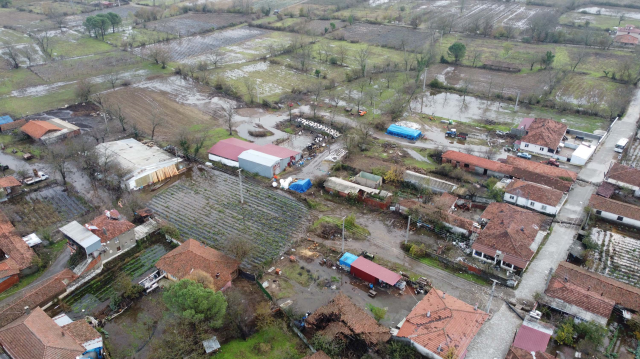 Çanakkale'nin Yenice ilçesinde sel felaketi! 25 köy etkilendi, 10 bin dekarlık alan zarar gördü