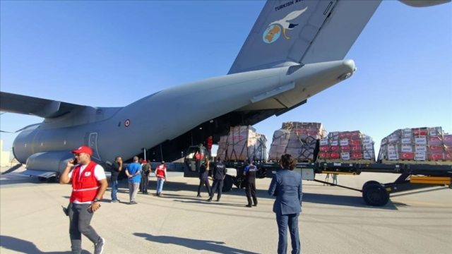 Gazze'ye yardım taşıyacak gemi İzmir'den yola çıkıyor