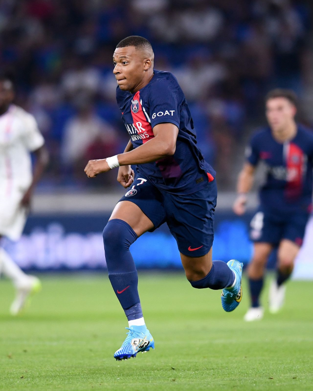 Geri sayım başladı! Bayern Münih, Mbappe'yi renklerine bağlıyor