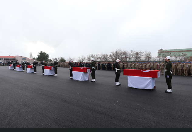 4 şehidimiz aynı sofrada! Kahramanlardan geriye bu fotoğraf kaldı