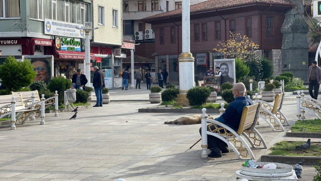 Rize'nin Çayeli ilçesinde petrol bulunması vatandaşları sevince boğdu