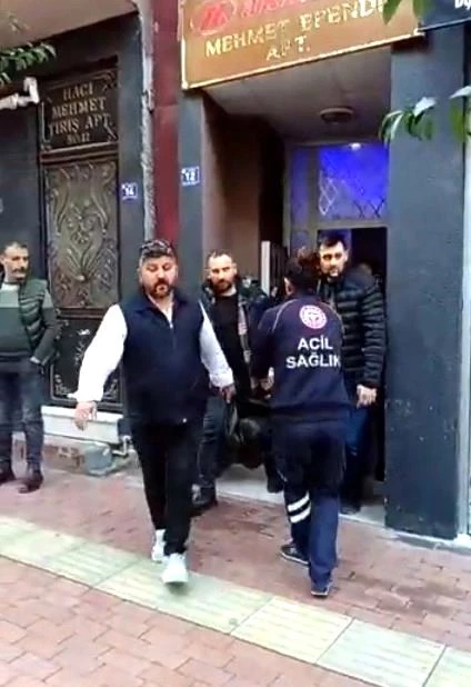 Bartın'da bir baba, nalburdan dönüşte oğlunu çatıda bulamayınca baktığı havalandırma boşluğunda cesedini buldu