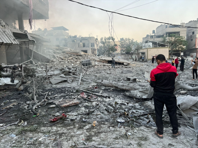 Ateşkesin sona ermesinin ardından İsrail'in Gazze'ye saldırılarında 178 Filistinli hayatını kaybetti