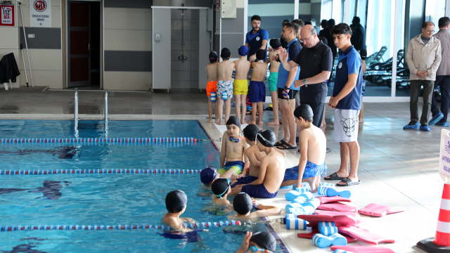 Selçuklu Belediye Başkanı Pekyatırmacı, kış spor okullarını ziyaret etti