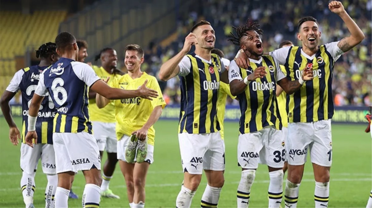 Fenerbahçe'de sürpriz gelişme! Djiku, uçaktan iner inmez RAMS Başakşehir maçının kadrosuna alındı