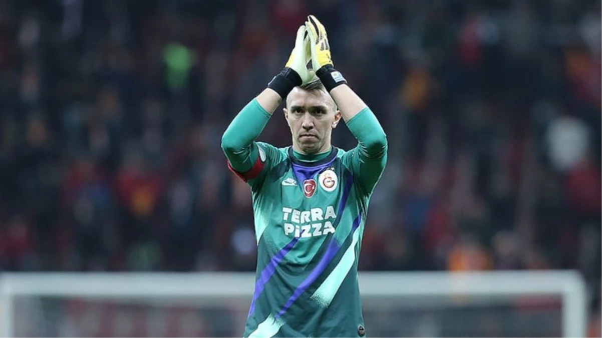 Galatasaray'da Muslera depremi! Durumu maç saatinde belli olacak