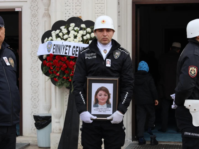 Yurt dışı görevinde sıtmaya yakalanan genç polis memuru Türkiye'de hayatını kaybetti