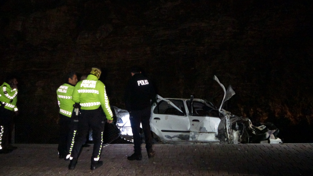 Antalya'daki feci kazada ölü sayısı 3'e yükseldi, hamile kadın bebeğiyle hayata tutunamadı