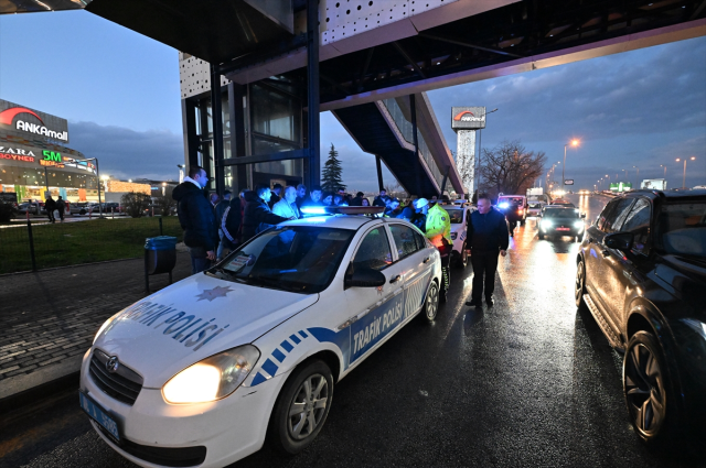 Ankara'da zincirleme kaza: 26 araç birbirine girdi