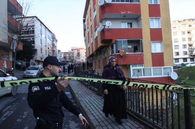 Sultangazi'de park halindeyken freni boşalan minibüs, 13 yaşındaki çocuğu hayattan kopardı