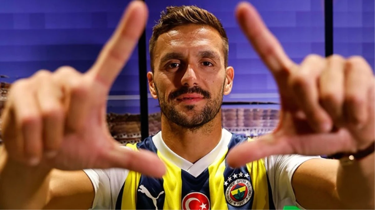 Kaçırdığı penaltı olay oldu! Fenerbahçeli taraftarların Tadic'ten tek bir isteği var