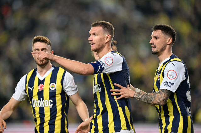 Kanarya sahasında takıldı! Fenerbahçe, Alanyaspor ile berabere kaldı