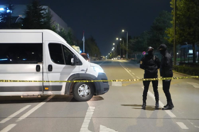 Kocaeli'deki fabrikada 7 kişiyi rehin alan saldırgan, polis operasyonuyla yakalandı