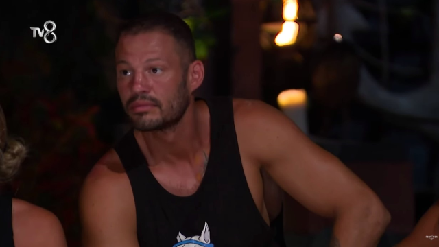 Acun kimsenin gözünün yaşına bakmadı! Survivor'da yarışmacılara ceza yağdı