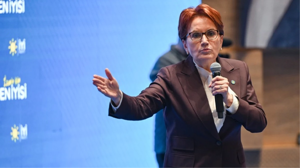 Meral Akşener İzmir'de CHP'ye yüklendi: Atatürk'ün varisi olanlar bugün demleniyor