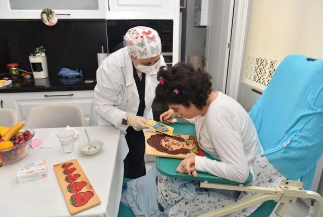 Doktor Başkan Şadi Yazıcı'nın evde sağlık projesi 125 bin vatandaşa umut oldu