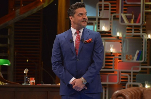 Beyazıt Öztürk'ten Beyaz Show müjdesi: Nisan ayında başlıyoruz