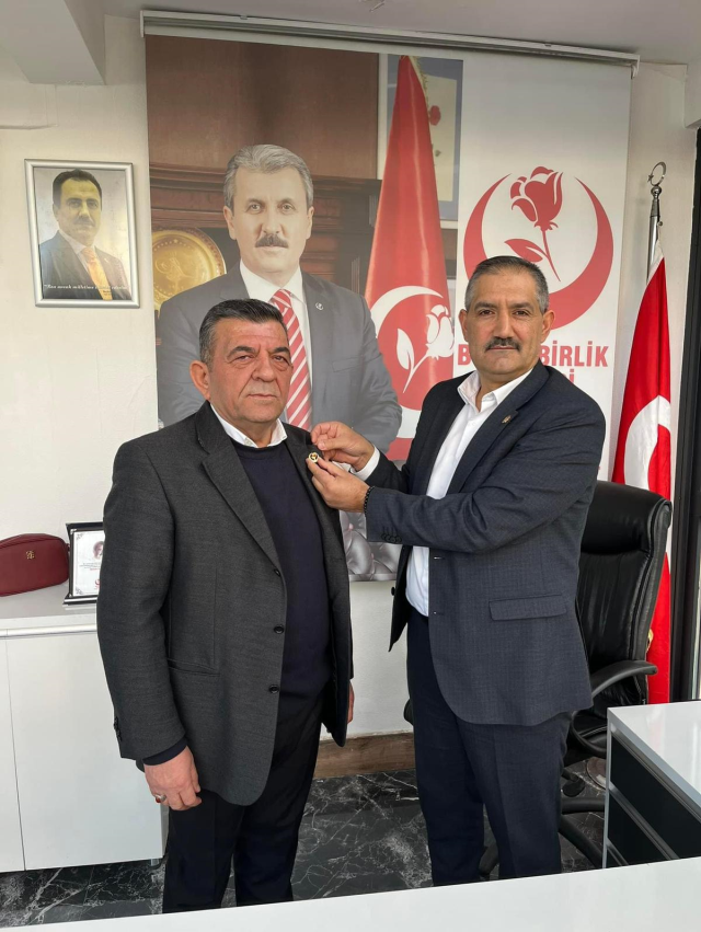 Denizli'de BBP'den aday olan İshak Gümüş, İYİ Parti tarafından aday gösterildi