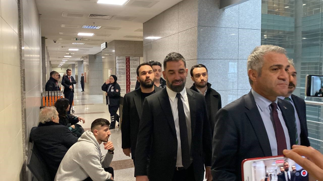 Seçil Erzan davasında ifade veren Arda Turan: Ben biraz safım, saf olmasam verir miyim bu kadar parayı?