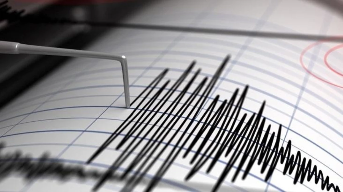 Marmara'da 3.5 büyüklüğünde deprem! İstanbul ve çevre illerde hissedildi