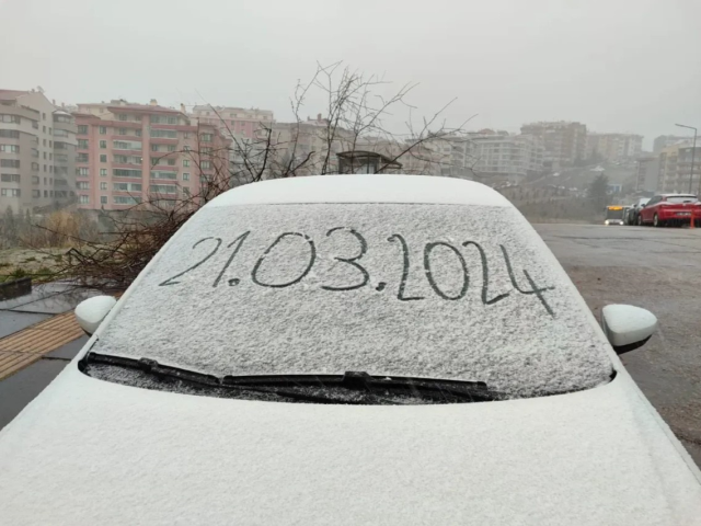 Meteoroloji'nin uyarılarının ardından Ankara'da kar yağışı başladı