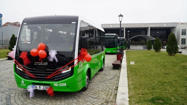 İstanbulkart, pilot bölge olarak seçilen Arnavutköy'deki bazı minibüslerde kullanılmaya başlandı