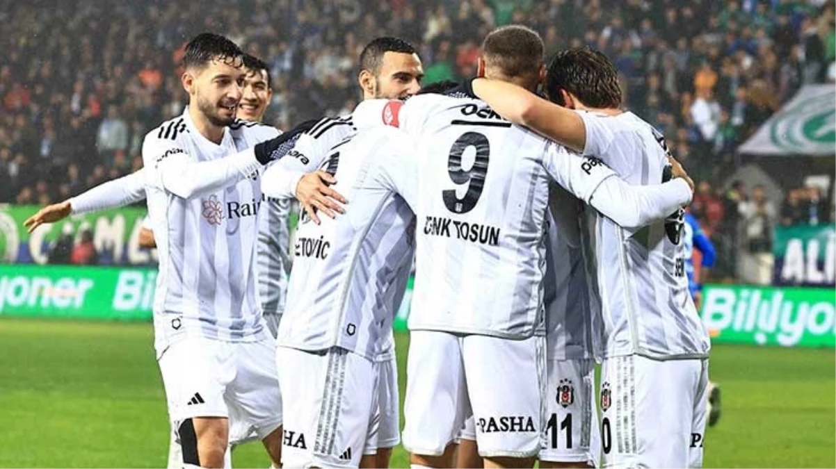 Beşiktaş'tan sürpriz transfer hamlesi! Yıldız futbolcuyla 3 yıllık sözleşme imzalandı