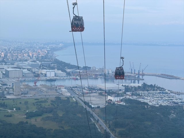 Antalya'da teleferikte ailesiyle mahsur kalan makine teknisyeni: Kazadan 10 dakika önce arayıp uyarmıştım