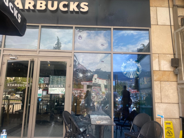 Kahramanmaraş'ta Starbucks'a pompalı tüfekli saldırı