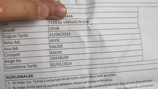 Çocuklarına sporcu ve sanatçı isimleri veriyor! Kuaresma Azad ile Anne Marie'den sonra yeni bebeğinin adını da Vargas koydu